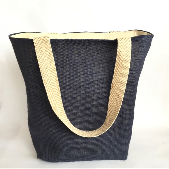 The Nantucket Navy Tote in Green - Picture 4 of 6